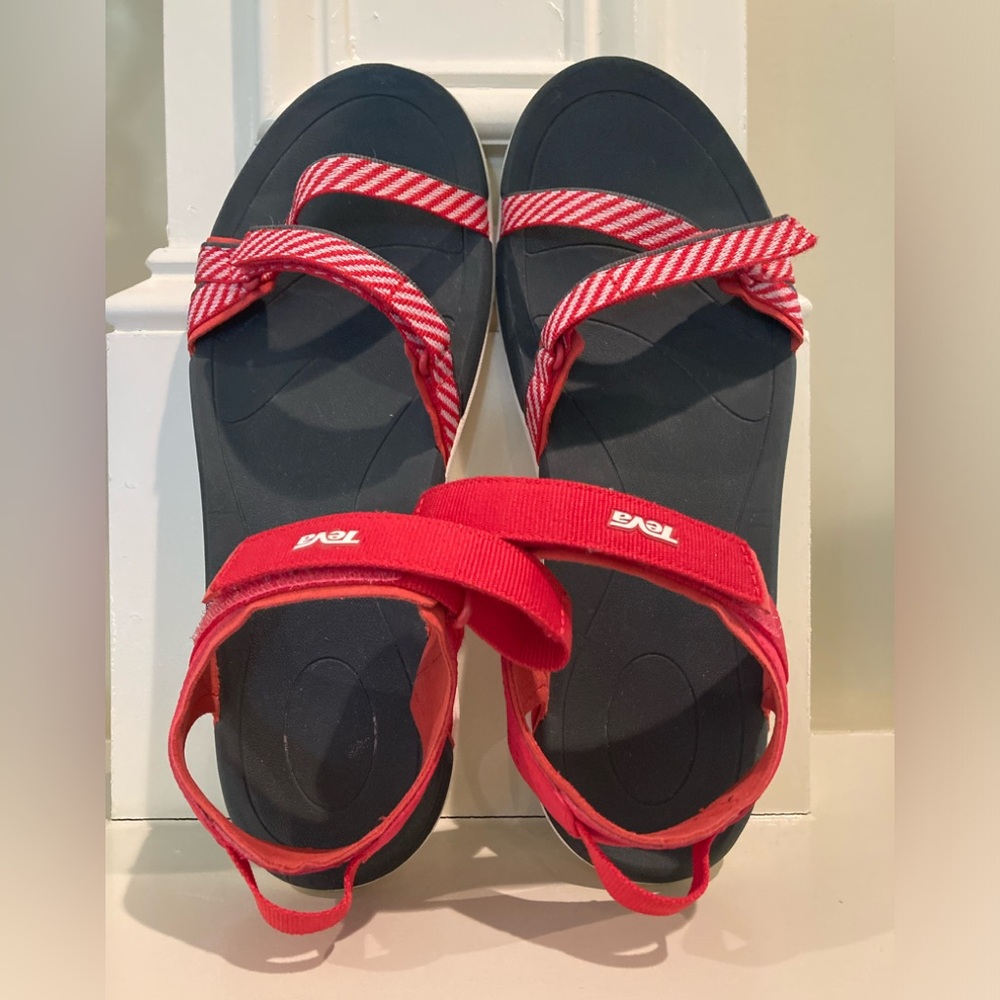🎲Name a Price-Teva Verra Red & White Stripe Strappy Sport Sandal